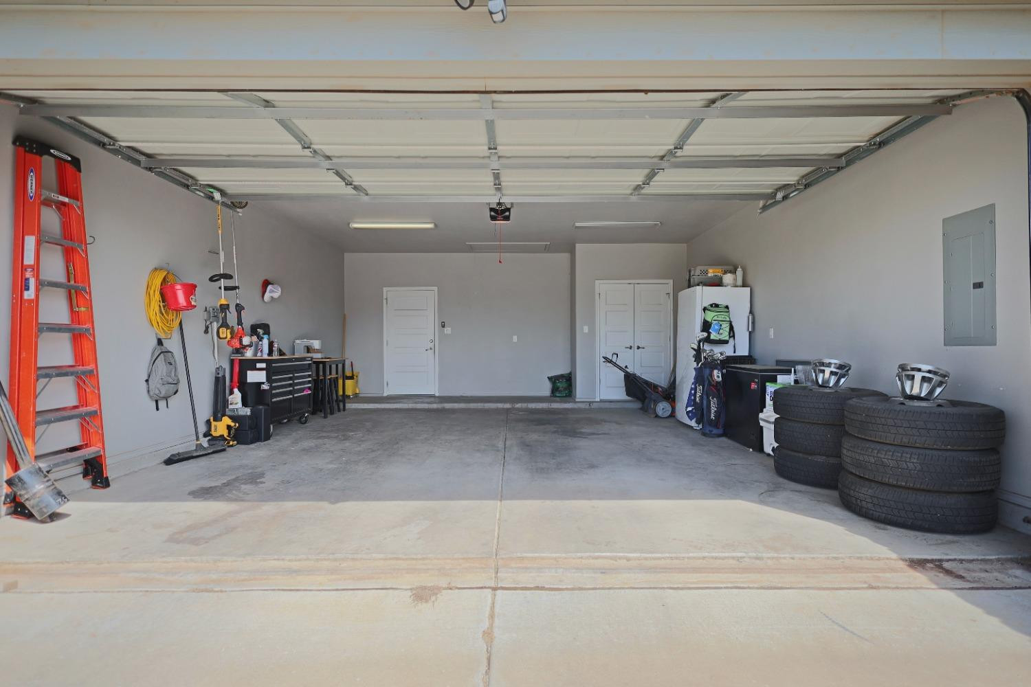 5227 Lehigh Street Lubbock, TX 79416 - Photo 27 of 33 a view of livingroom with furniture and storage