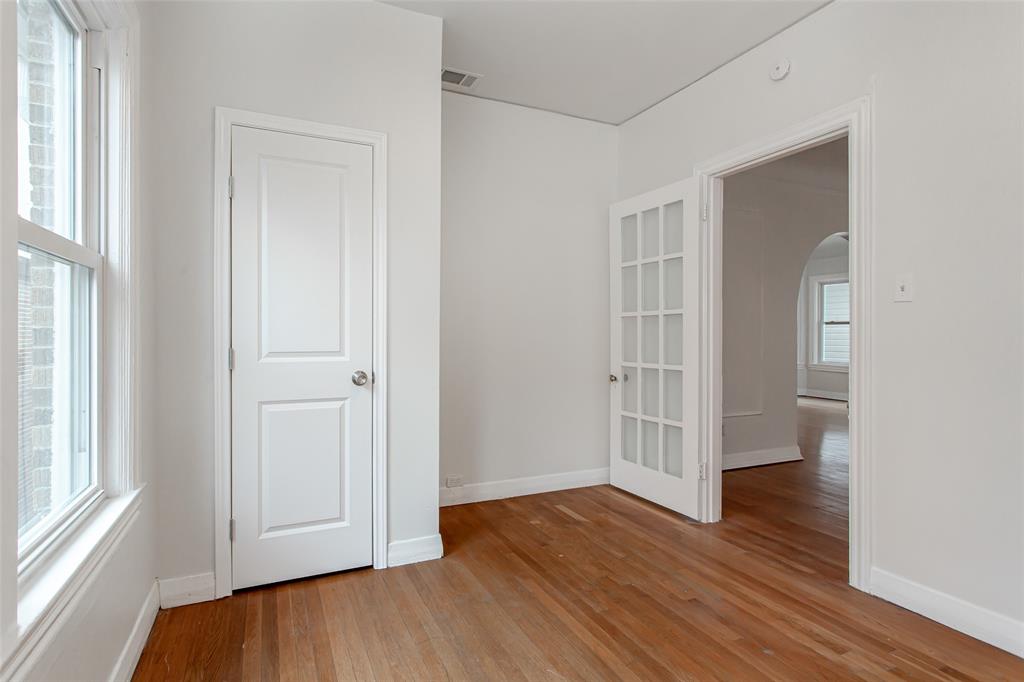 4204 Prescott Avenue, Unit 2 Dallas, TX 75219 - Photo 11 of 33