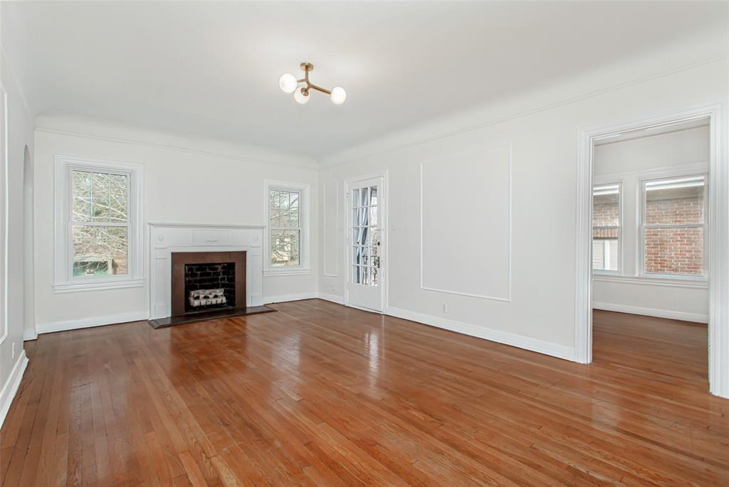 4204 Prescott Avenue, Unit 2 Dallas, TX 75219 - Photo 4 of 33