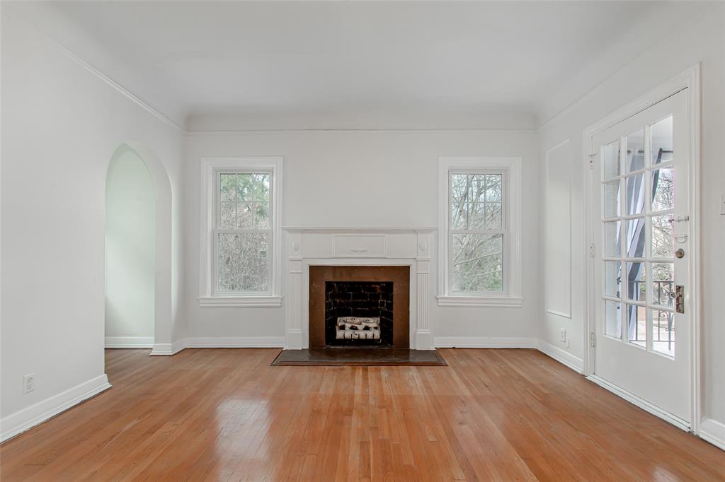 4204 Prescott Avenue, Unit 2 Dallas, TX 75219 - Photo 7 of 33