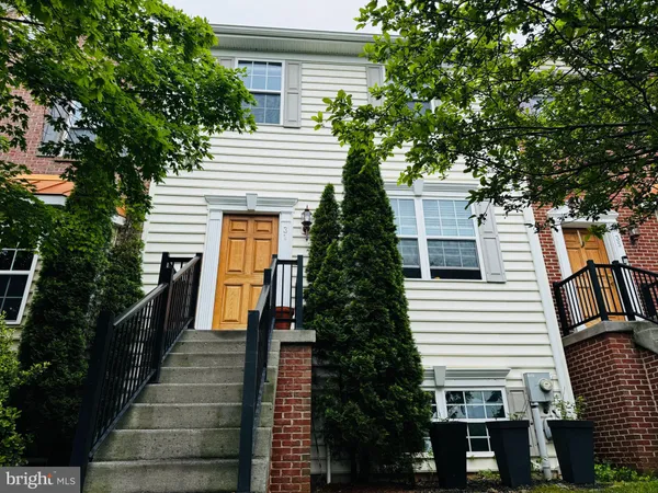 $318,999 | 31 Riparian Lane, Ranson, WV 25438