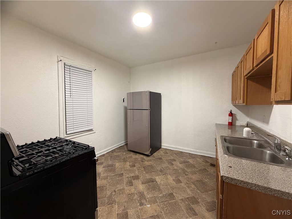 1208 City Street, Unit 3 Utica, NY 13502 - Photo 3 of 12