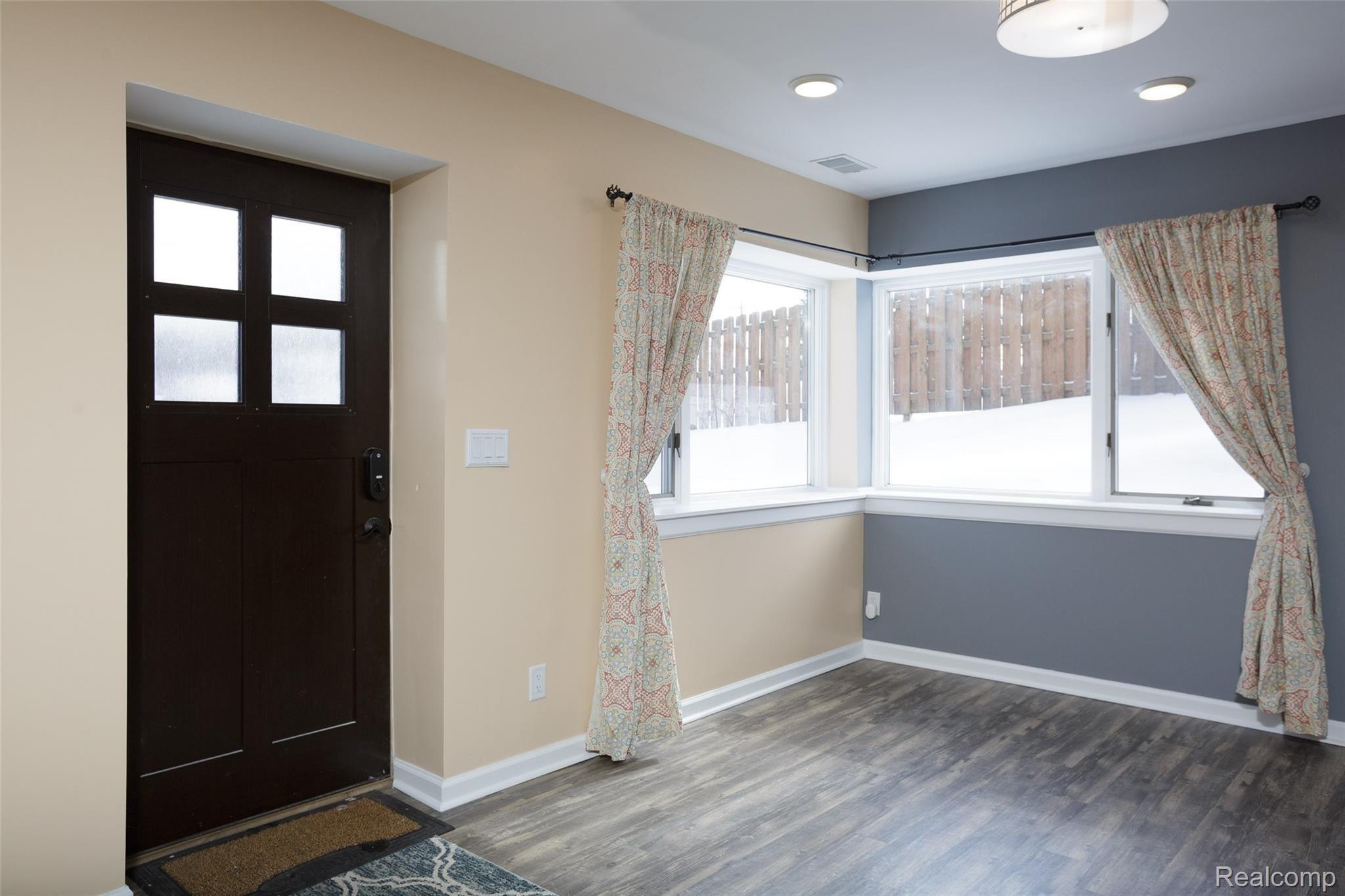 8673 Clarridge Road Clarkston, MI 48348 - Photo 14 of 59 MarkGibeau_ClarridgeClarkston_25.JPG