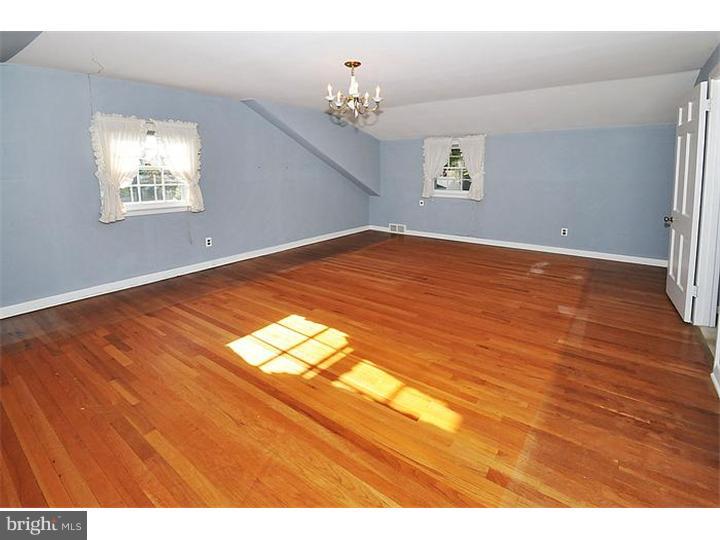 1082 Beverly Road Rydal, PA 19046 - Photo 16 of 22 Bedroom