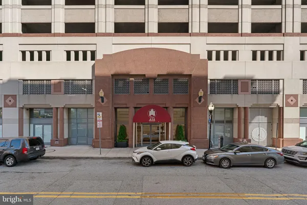 a car parked in front of a building