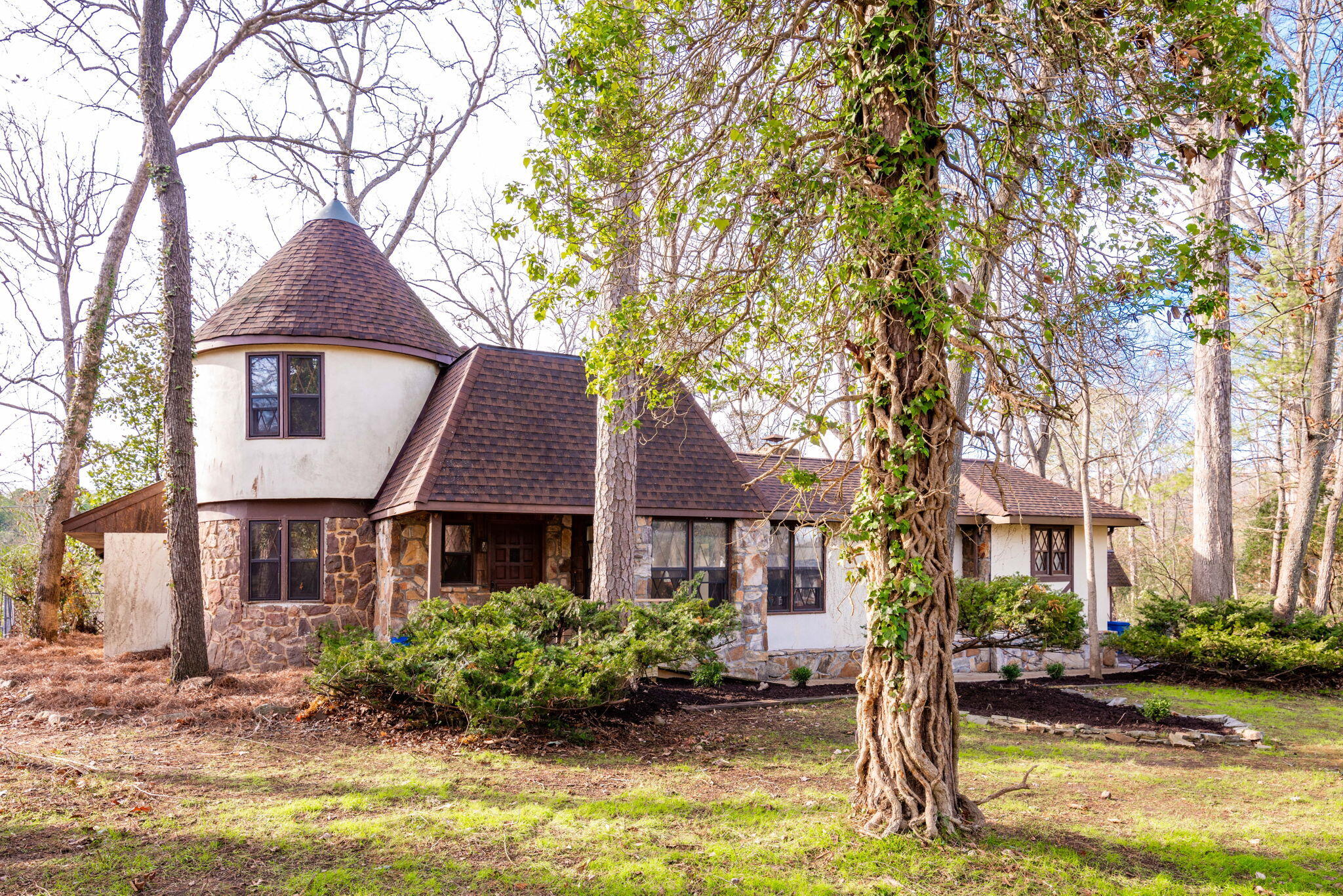 4177 Gann Store Road Hixson, TN 37343 - Photo 2 of 46 2-web-or-mls-DSC_7969