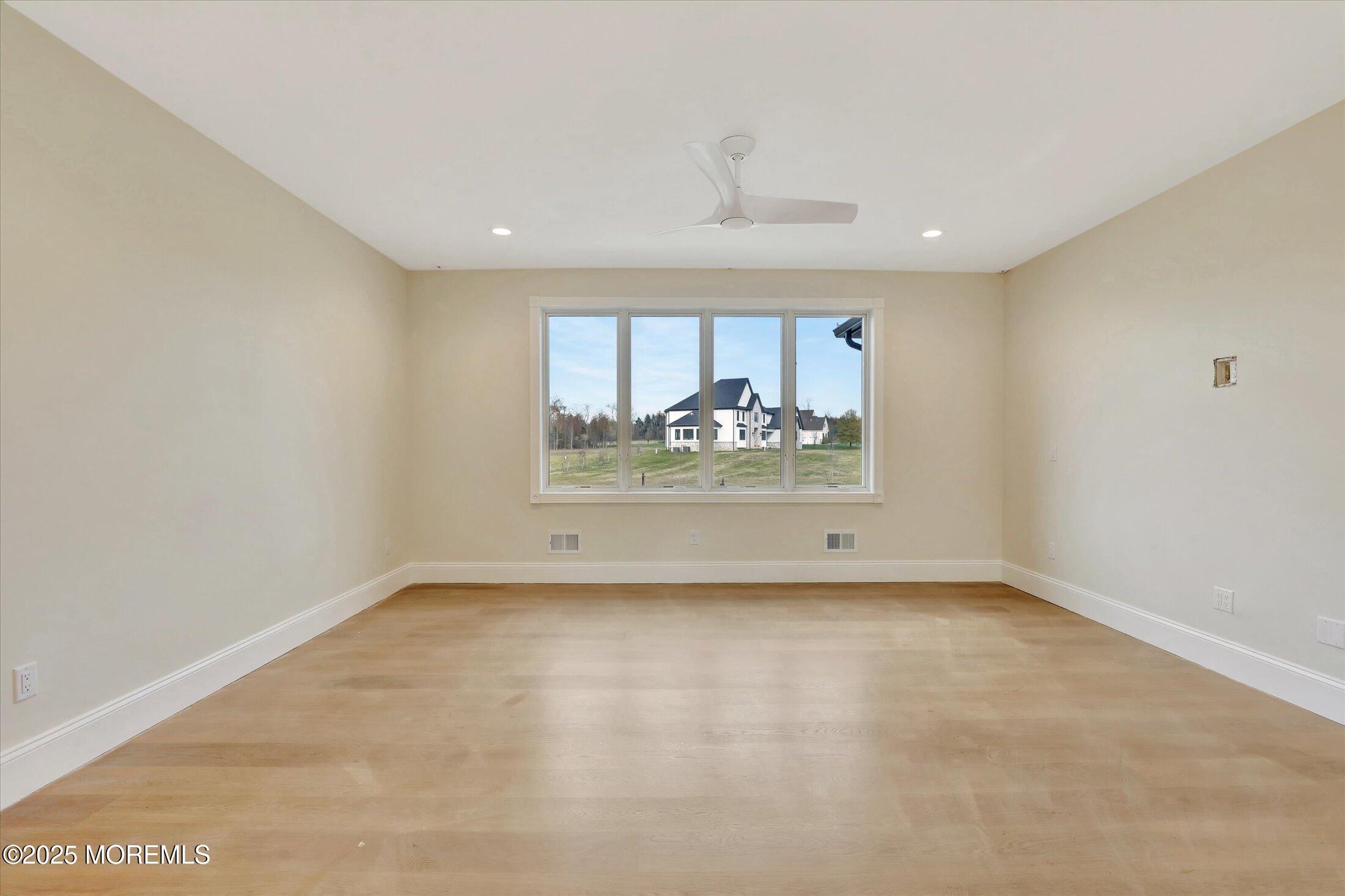 5 Cook Court Millstone Township, NJ 08535 - Photo 20 of 58 18-Kitchen Area Sitting Room
