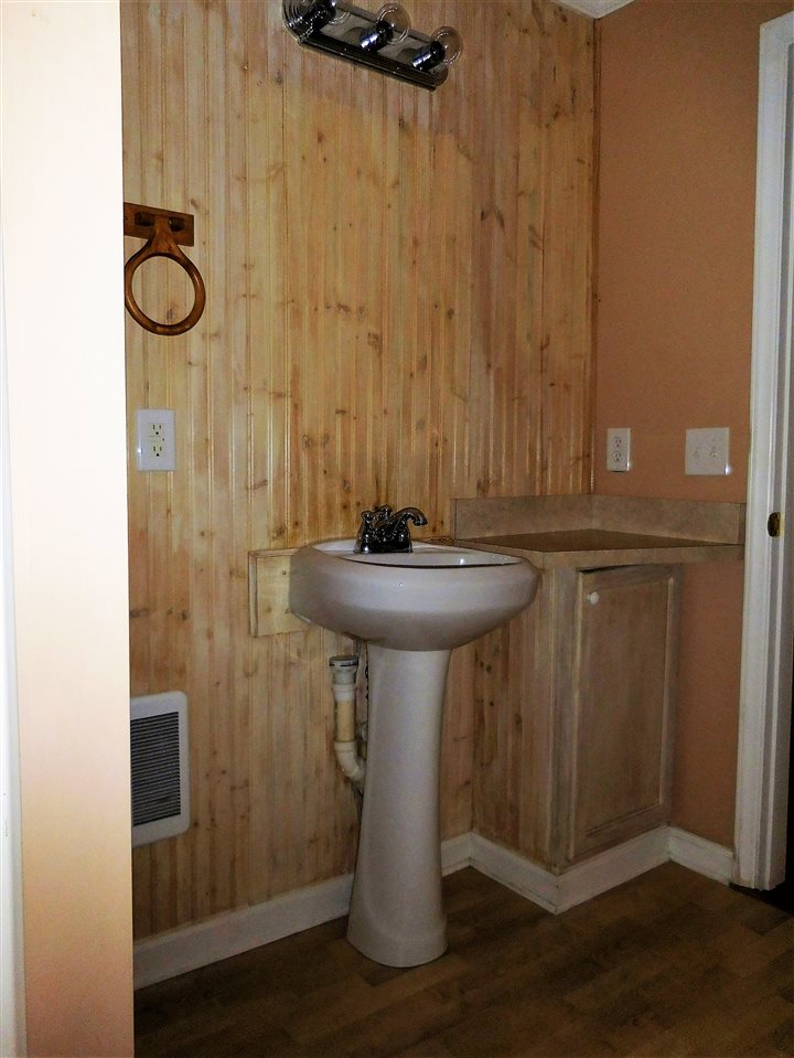 818 Abercrombie Road Gray Court, SC 29645 - Photo 13 of 16 Gallery Image 13