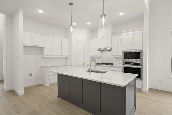 $499,900 | 1016 Allegheny Drive, Burleson, TX 76028