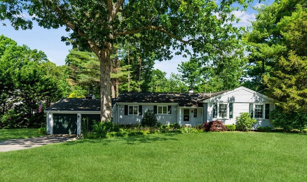 9 Hancock Road Hingham, MA 02043 - Photo 1 of 40 Gallery Image 1