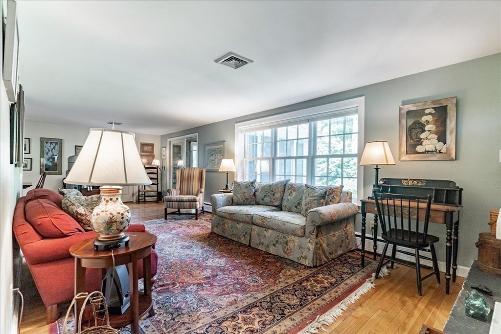 9 Hancock Road Hingham, MA 02043 - Photo 15 of 40 Gallery Image 15