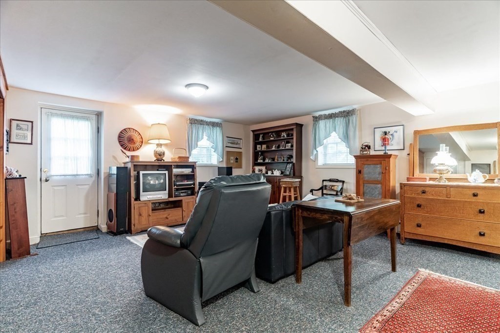 9 Hancock Road Hingham, MA 02043 - Photo 25 of 40 Gallery Image 25