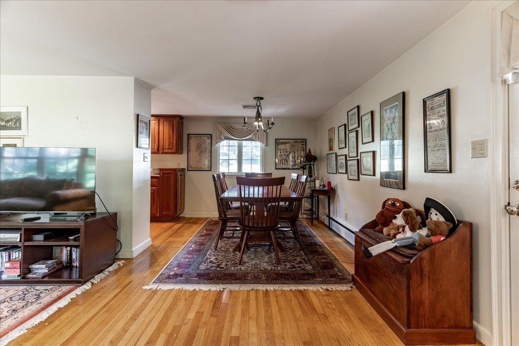 9 Hancock Road Hingham, MA 02043 - Photo 10 of 40 Gallery Image 10