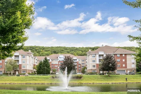 $410,000 | 5201 Warren's Way, Wanaque, NJ 07465