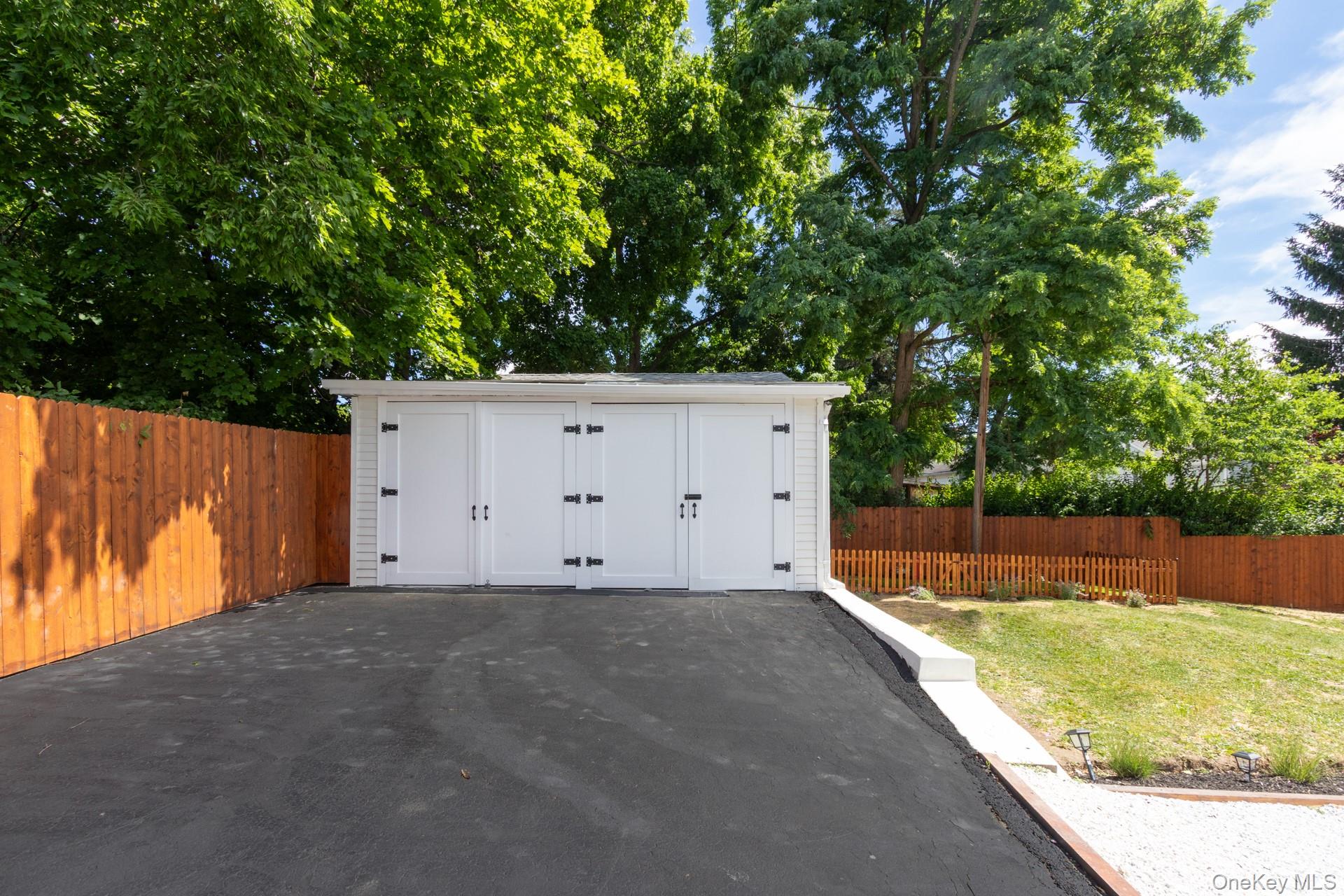 114 Rombout Avenue Beacon, NY 12508 - Photo 28 of 32