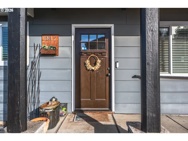 a view of a entryway of the house