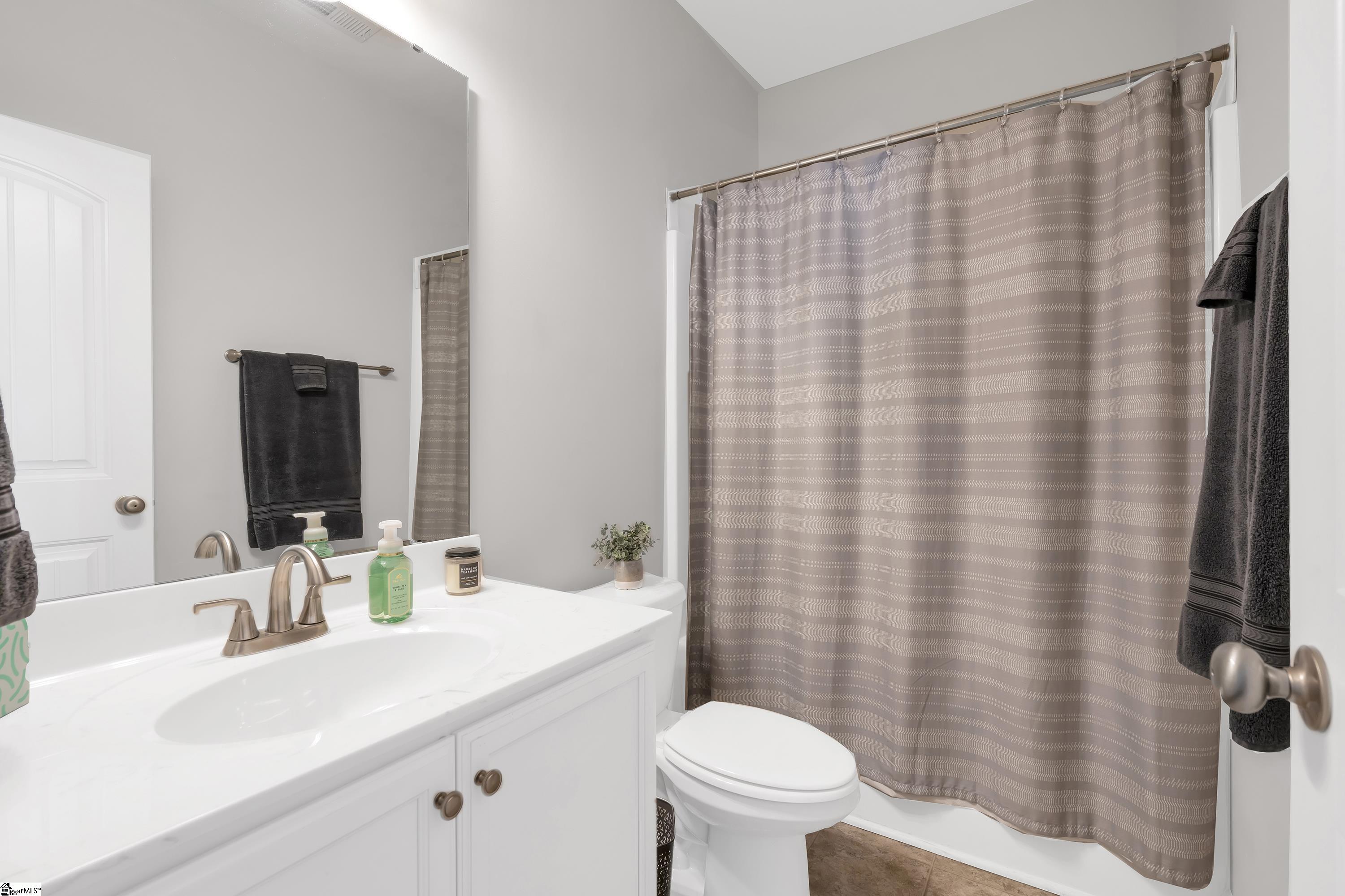 110 Ridgefield Lane Greer, SC 29651 - Photo 18 of 31