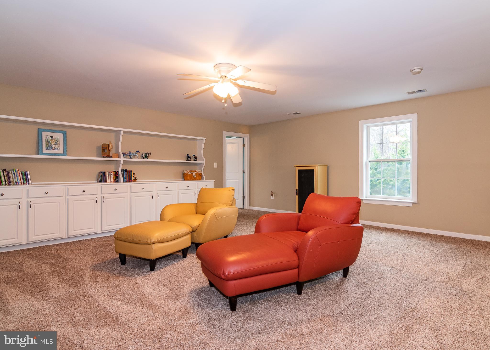 1194 Patuxent Road Odenton, MD 21113 - Photo 29 of 68 Lounge