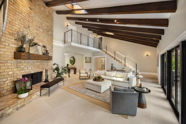 $2,800,000 | 8521 Southwest 145th Street, Palmetto Bay, FL 33158