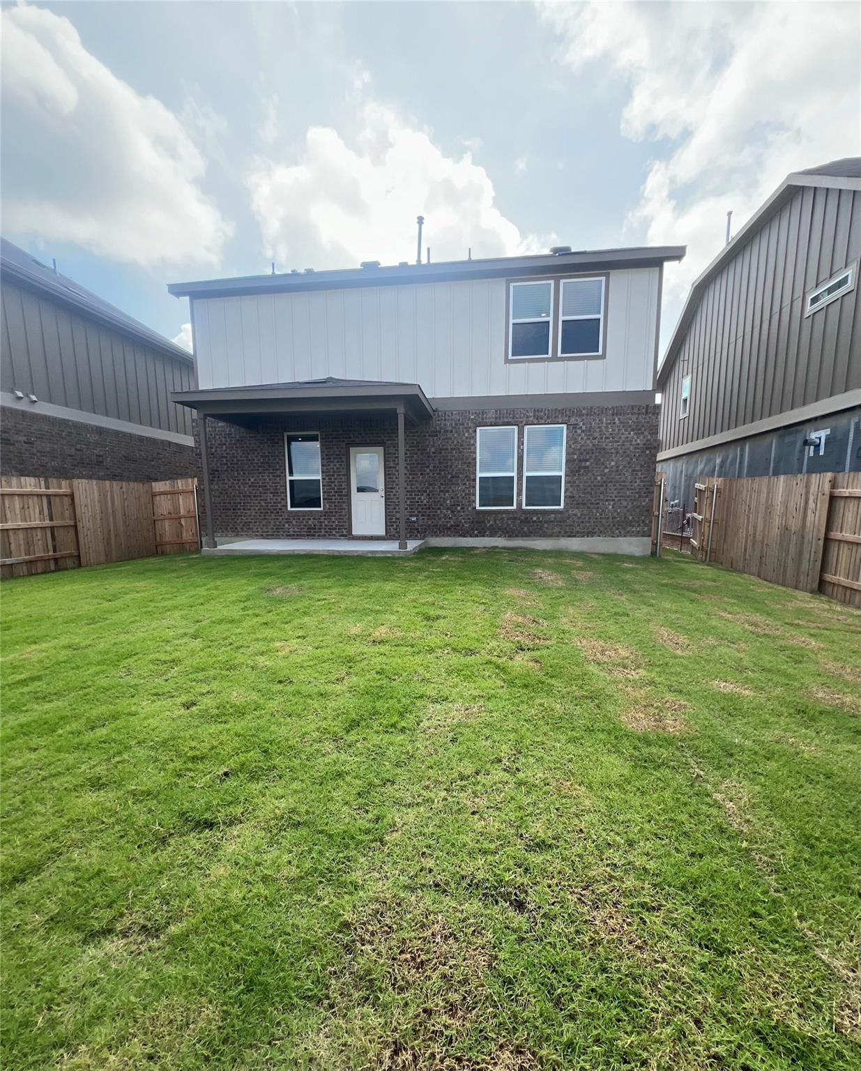 499 Tree Nut Loop Buda, TX 78610 - Photo 24 of 28 Gallery Image 24
