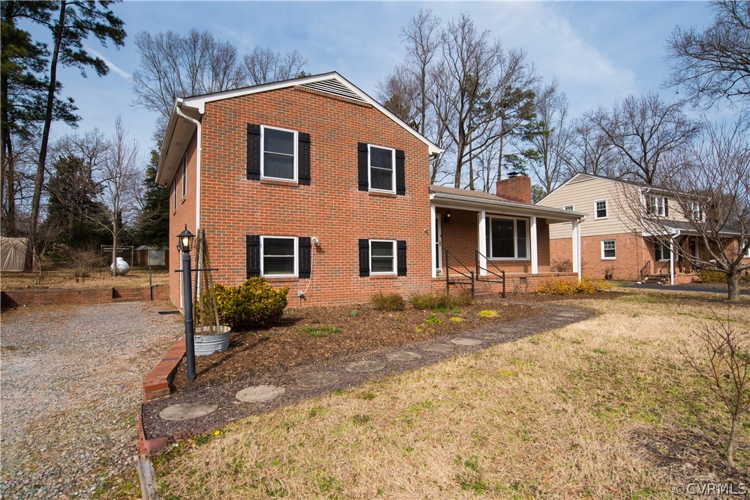 2404 Lourdes Road Henrico, VA 23228 - Photo 2 of 32 Gallery Image 2