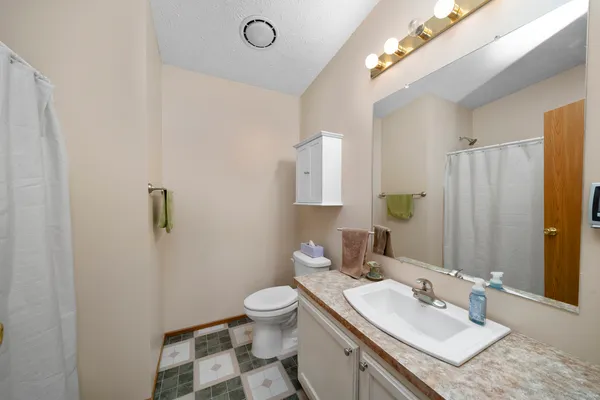 $89,000 | 216 Meadowlark Lane, Sandwich, IL 60548