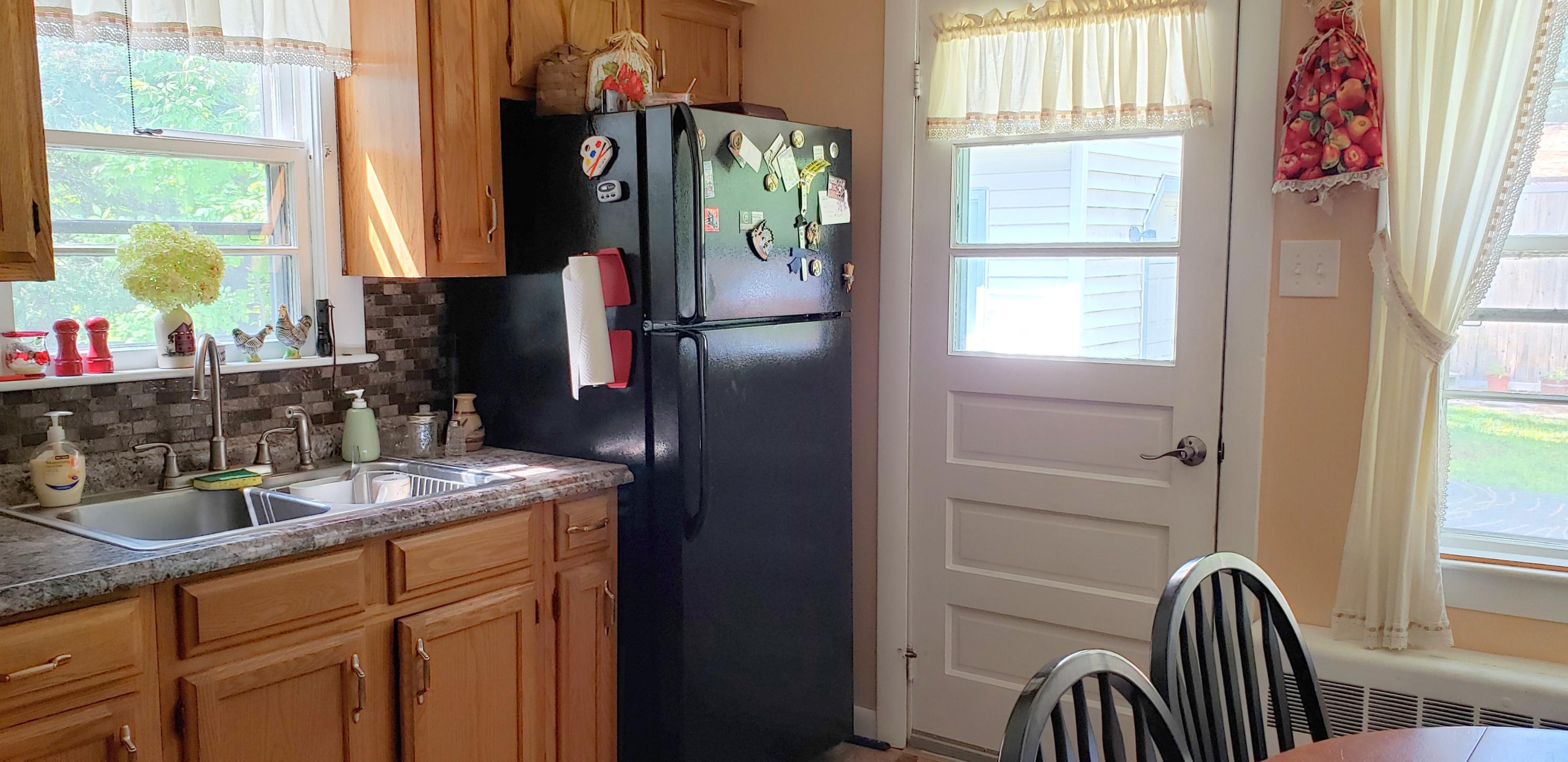 90 Belgrade Road Oakland, ME 04963 - Photo 6 of 23 Kitchen