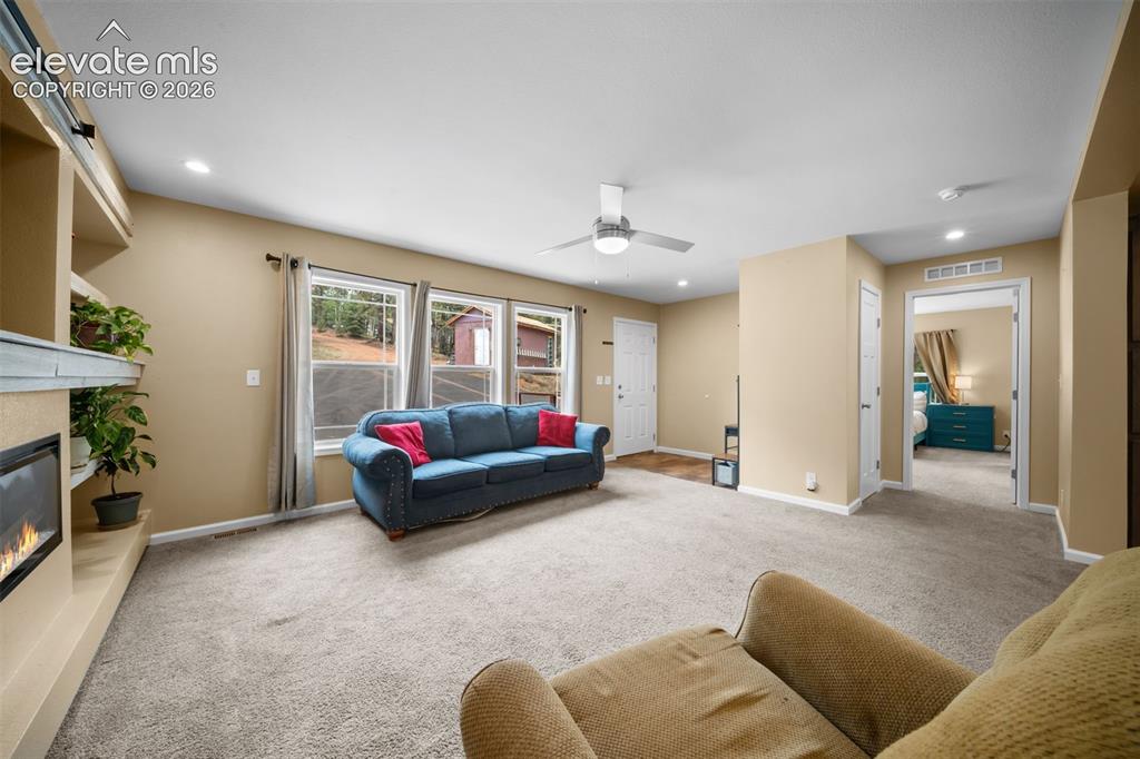 156 Fossil Creek Road Florissant, CO 80816 - Photo 6 of 47