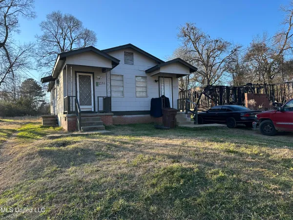 $75,900 | 2221 Woodlawn Street, Unit 23, Jackson, MS 39213