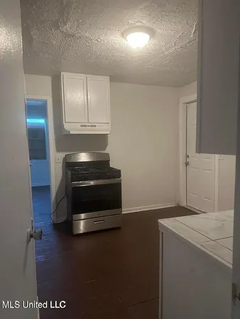 $75,900 | 2221 Woodlawn Street, Unit 23, Jackson, MS 39213