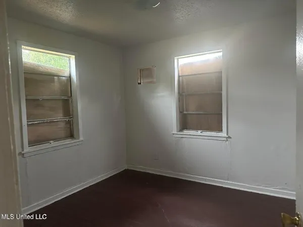 $75,900 | 2221 Woodlawn Street, Unit 23, Jackson, MS 39213