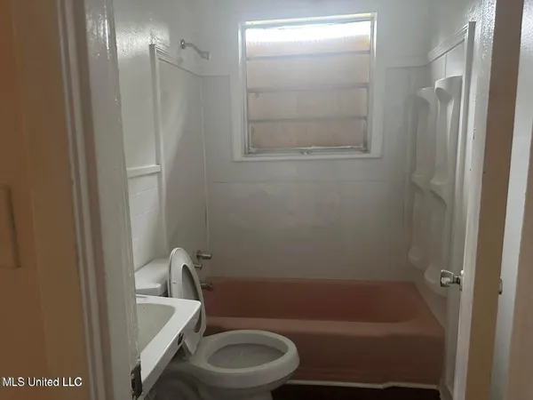 $75,900 | 2221 Woodlawn Street, Unit 23, Jackson, MS 39213