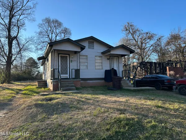 $75,900 | 2221 Woodlawn Street, Unit 23, Jackson, MS 39213