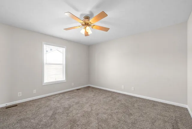 $1,025 | 125 Coyote Court, Unit 5, Clarksville, TN 37043