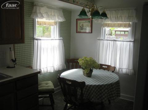 4122 Red Arrow Road Flint, MI 48507 - Photo 13 of 25 20132096-12.JPG