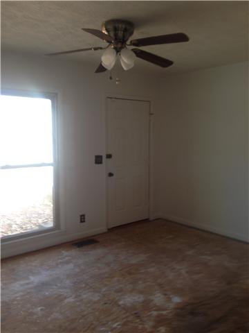 692 Miller Estates Road Smyrna, TN 37167 - Photo 3 of 10 Nice Size Living Room with Big Window!