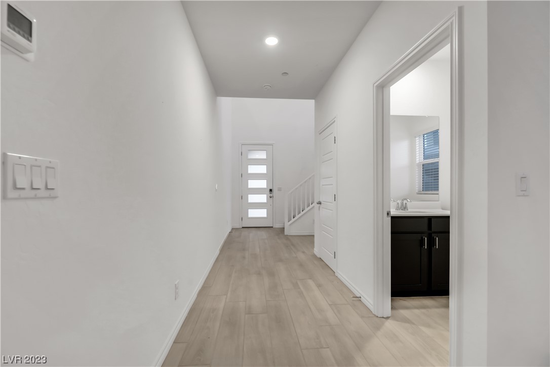 291 Robson Rdg Lane Henderson, NV 89015 - Photo 5 of 77 Gallery Image 5