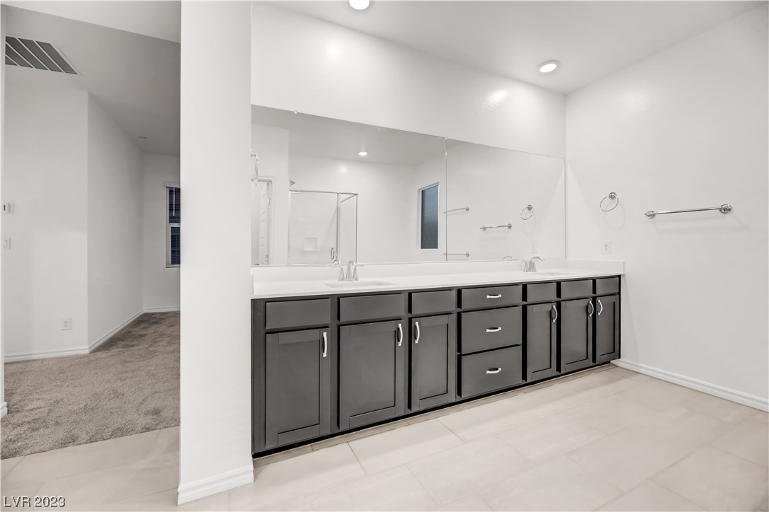 291 Robson Rdg Lane Henderson, NV 89015 - Photo 51 of 77 Primary Suite Bath
