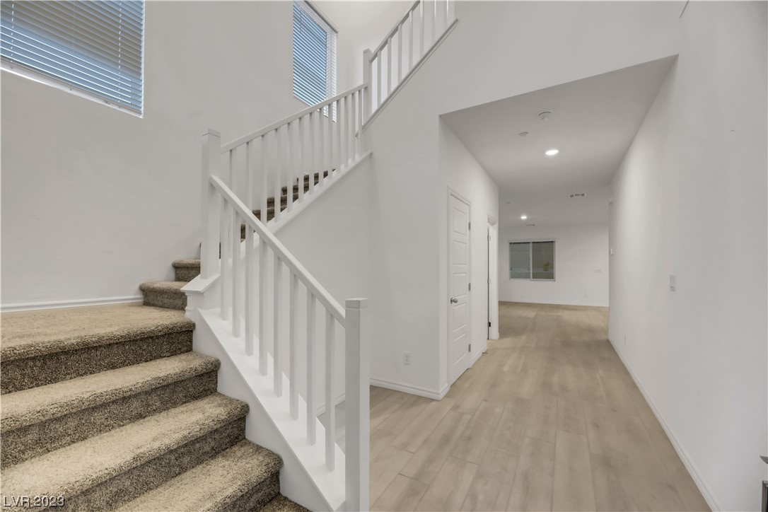 291 Robson Rdg Lane Henderson, NV 89015 - Photo 6 of 77 Gallery Image 6