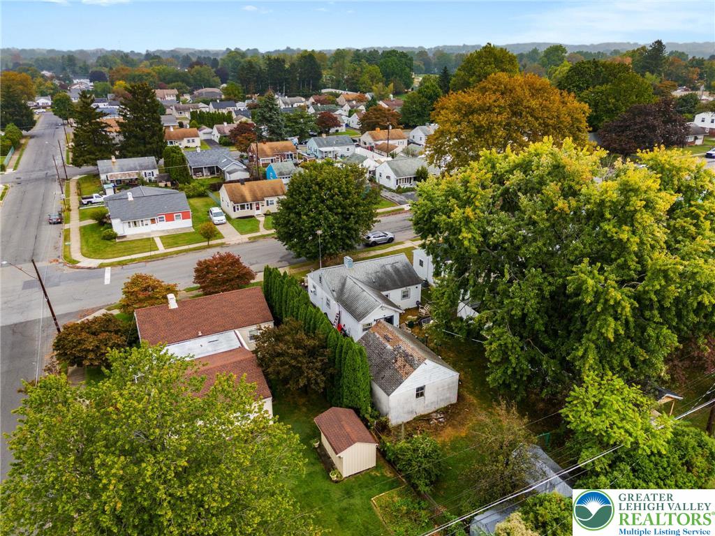 1710 North Boulevard Bethlehem, PA 18017 - Photo 7 of 45