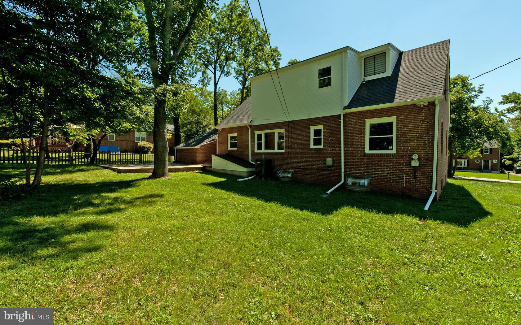 4018 Raleigh Road Pikesville, MD 21208 - Photo 27 of 30 Exterior (Rear)
