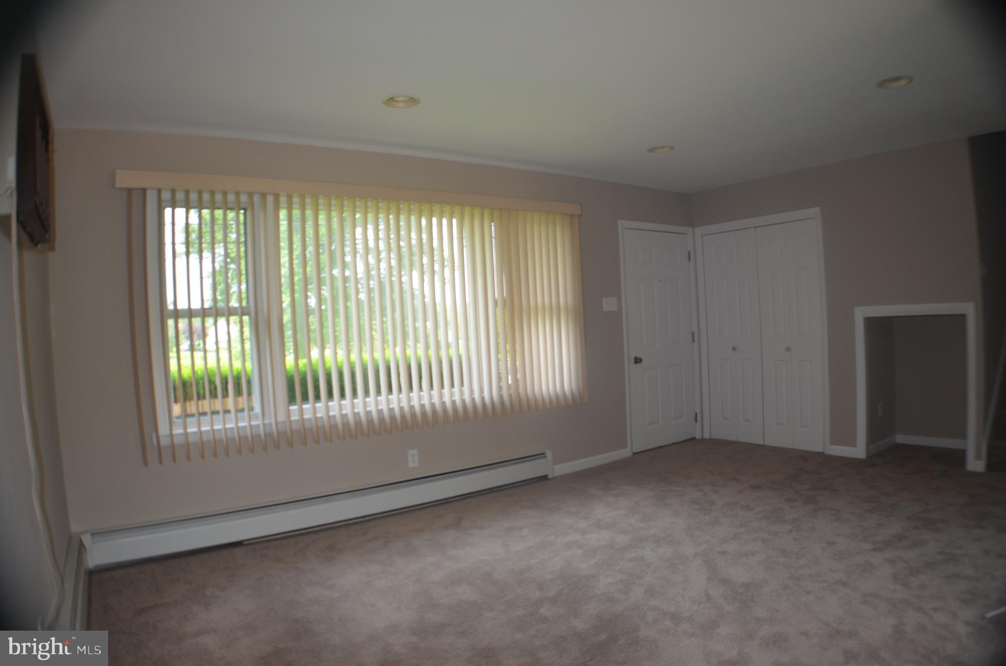 23 Melvin Road Telford, PA 18969 - Photo 3 of 10