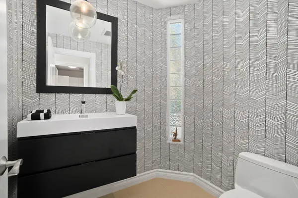 $2,195,000 | 4100 Queen Emma's Drive, Unit 8, Princeville, HI 96722