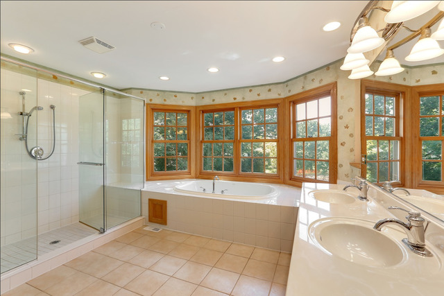 6778 Old College Road Lisle, IL 60532 - Photo 12 of 31