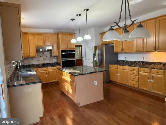 3225 Homewood Road Davidsonville, MD 21035 - Photo 8 of 33 Kitchen