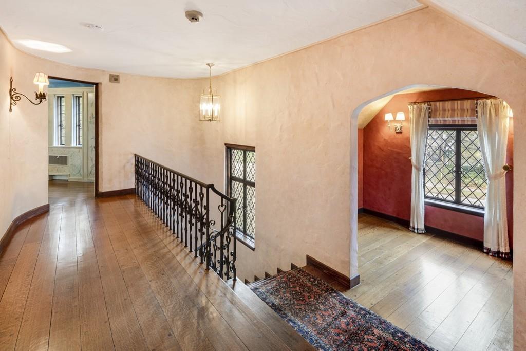 7 Allen Road Wellesley, MA 02481 - Photo 18 of 25