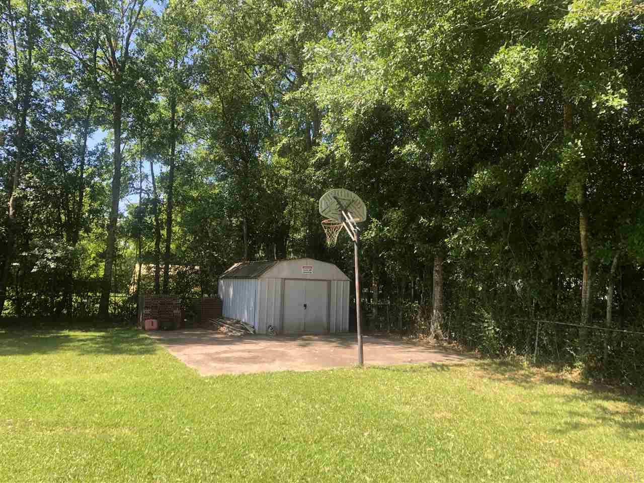 683 West Roberts Road Cantonment, FL 32533 - Photo 25 of 28 Gallery Image 25