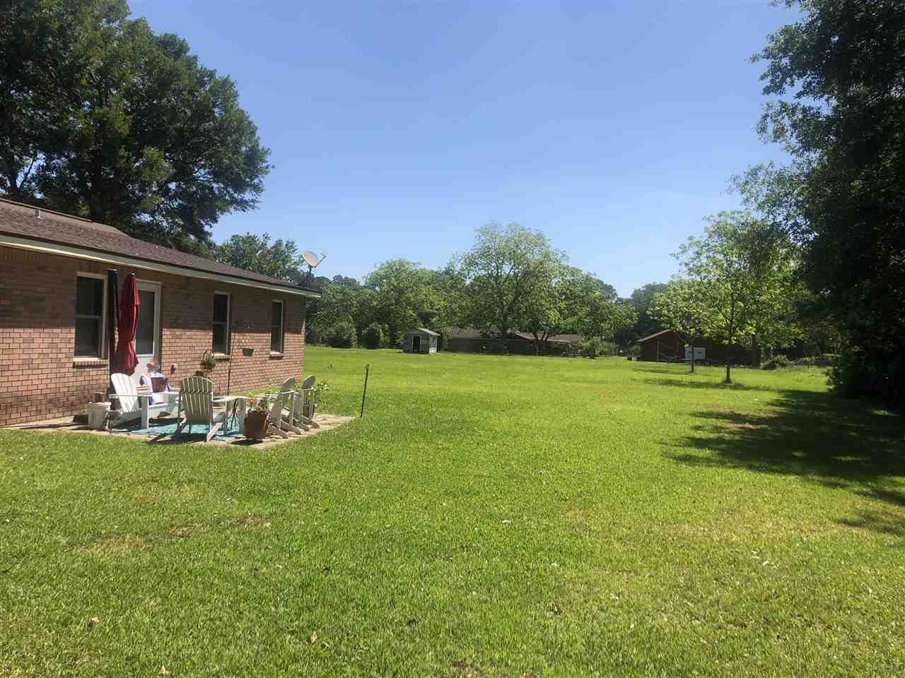 683 West Roberts Road Cantonment, FL 32533 - Photo 3 of 28 Gallery Image 3