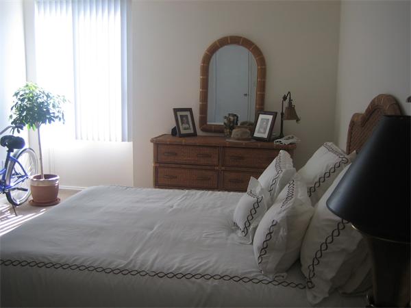 1008 Paradise Road, Unit 1L Swampscott, MA 01907 - Photo 9 of 20 Gallery Image 9