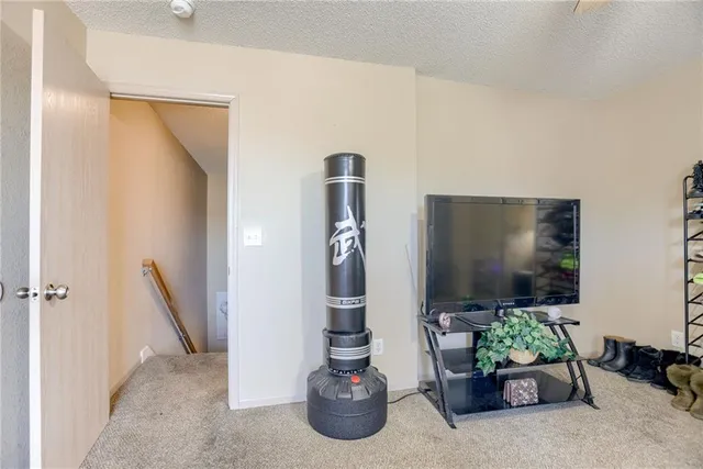 $190,000 | 10543 East 46th Terrace, Kansas City, MO 64133